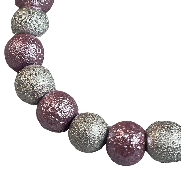 Light pink & silver metallic foiled round glass stretchy beaded bracelet NEW - Picture 2 of 3